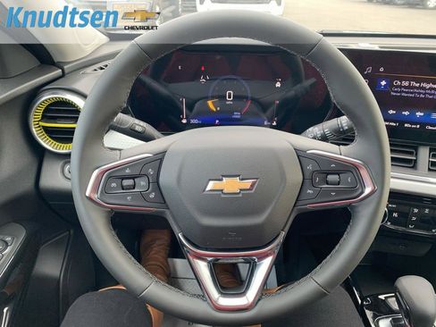 New 2026 Chevrolet Trax LT w/ Driver Confidence Package image 19