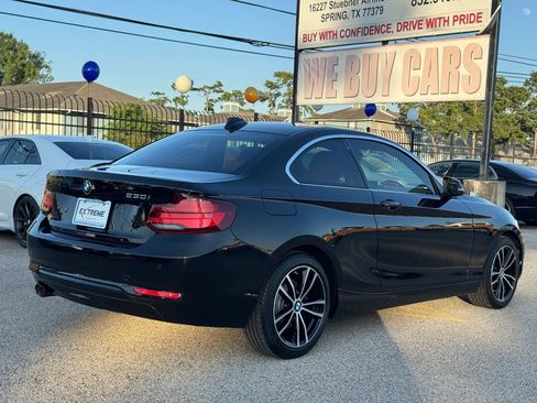 Used 2020 BMW 230i Coupe w/ Convenience Package RWD image 9