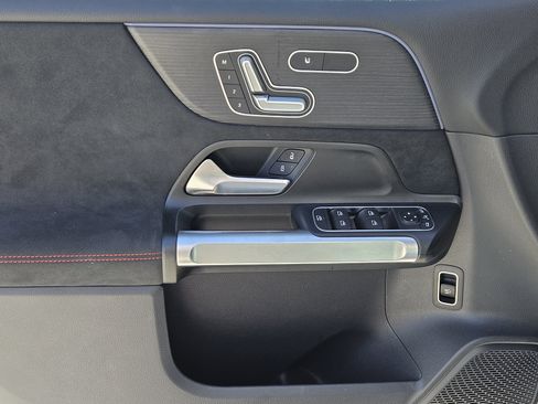 Certified 2023 Mercedes-Benz EQB 300 4MATIC image 24