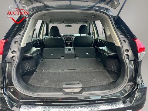 Used 2017 Nissan Rogue S FWD image 18