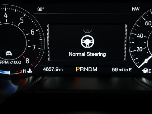 Used 2022 Ford Mustang Shelby GT500 w/ Technology Package RWD image 32