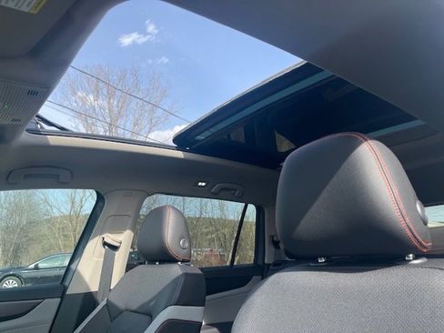 New 2026 Volkswagen Atlas Peak Edition image 16