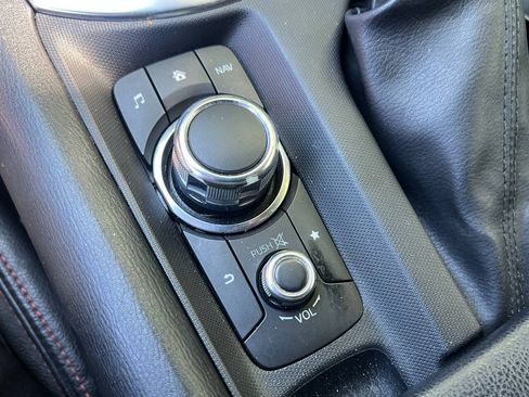 Used 2017 FIAT 124 Spider Abarth RWD image 20