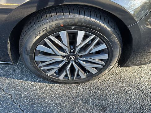 Used 2024 Nissan Altima 2.5 SV image 33