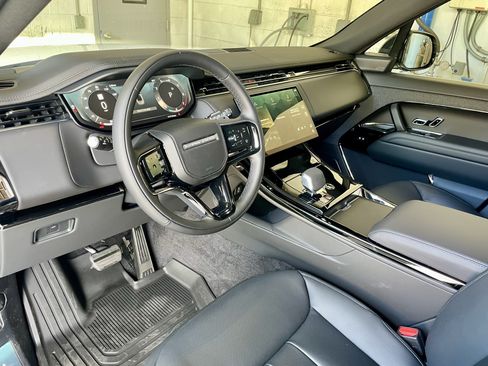 New 2026 Land Rover Range Rover Sport Dynamic SE AWD/4WD image 13