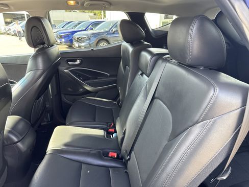 Used 2018 Hyundai Santa Fe Sport image 13