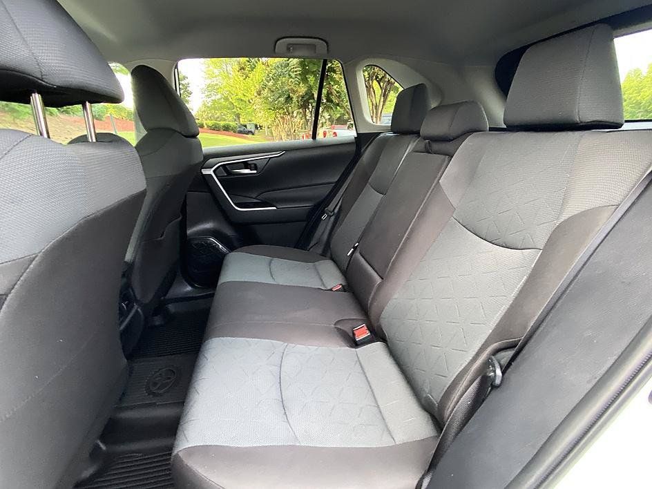 Certified 2025 Toyota RAV4 XLE AWD/4WD image 12