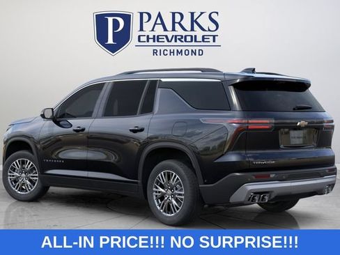 New 2027 Chevrolet Traverse LT w/ Driver Confidence Package FWD image 6