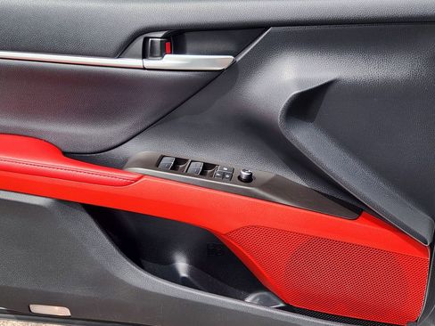 Used 2024 Toyota Camry XSE w/ Navigation Package image 22