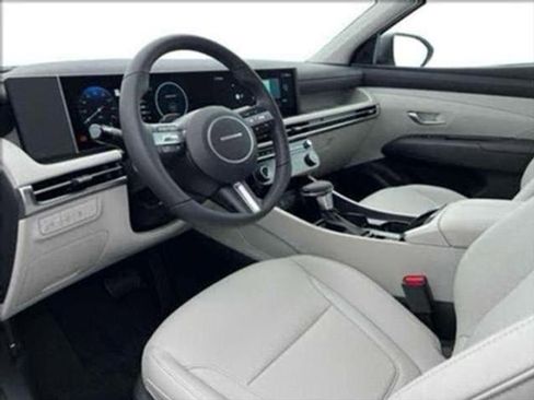 New 2025 Hyundai Tucson SEL image 13