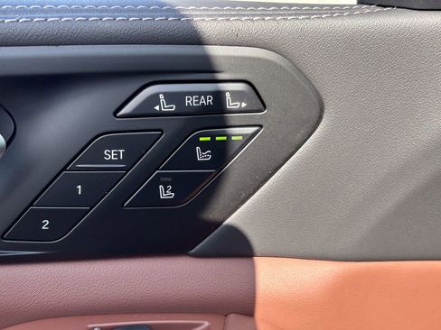 New 2027 BMW X7 xDrive40i AWD/4WD image 13