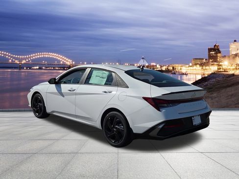 New 2026 Hyundai Elantra Sport FWD image 3
