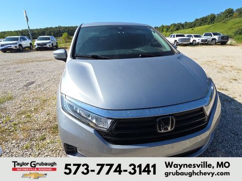 Used 2021 Honda Odyssey EX-L image 2