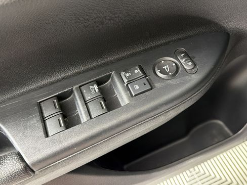 Used 2016 Honda Accord Sport image 24