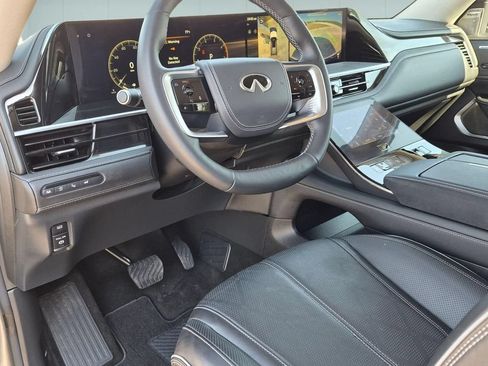 Certified 2025 INFINITI QX80 Sensory AWD/4WD image 11
