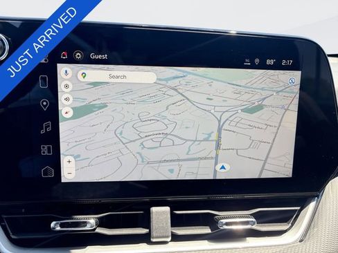 New 2026 Chevrolet Equinox LT w/ Convenience Package II FWD image 18