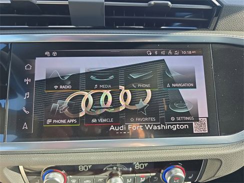 Certified 2024 Audi Q3 2.0T Premium Plus image 22