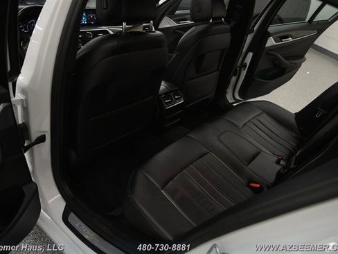 Used 2018 BMW 530e RWD image 26