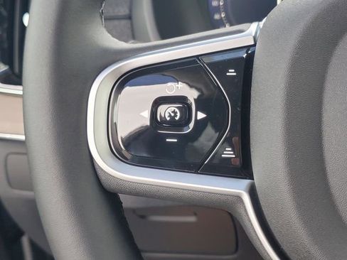 New 2026 Volvo XC90 T8 Plus w/ Protection Package Premier AWD/4WD image 19