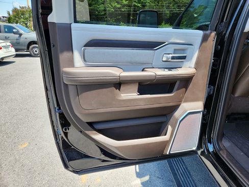 Used 2026 RAM 2500 Laramie AWD/4WD image 27