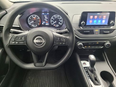 Used 2023 Nissan Altima 2.5 S FWD image 22