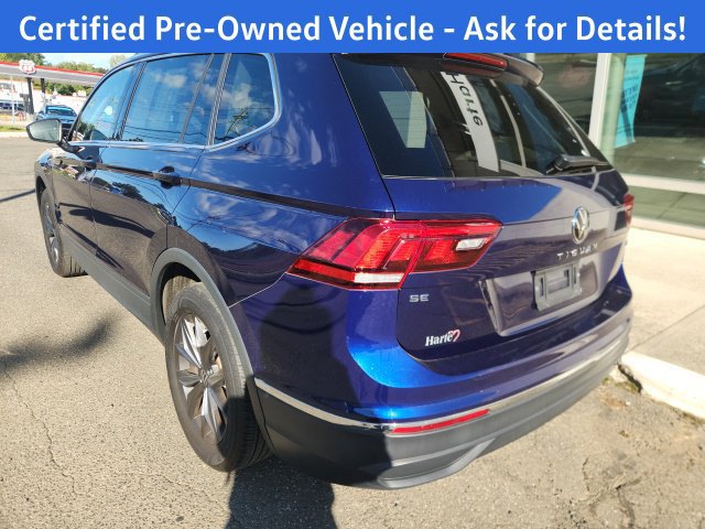 Certified 2023 Volkswagen Tiguan SE w/ Panoramic Sunroof Package AWD/4WD image 3