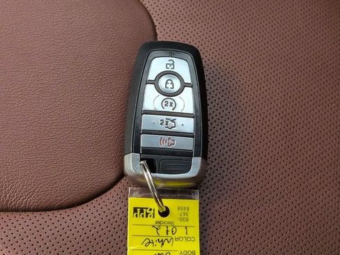 Used 2019 Ford Edge Titanium w/ Equipment Group 301A FWD image 30