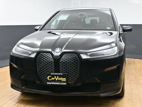 Used 2023 BMW iX xDrive50 w/ Premium Package AWD/4WD image 5