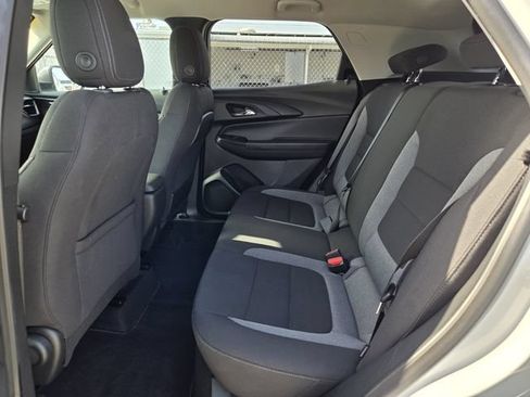 Used 2024 Chevrolet TrailBlazer LS w/ LS Convenience Package FWD image 14