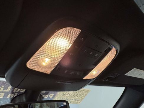 Used 2021 Dodge Durango R/T w/ Blacktop Package AWD/4WD image 25