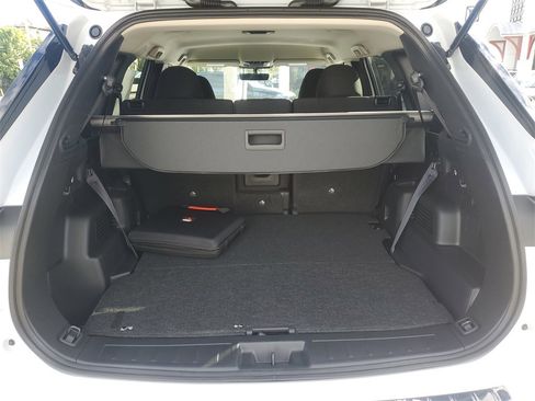 New 2026 Mitsubishi Outlander ES image 9