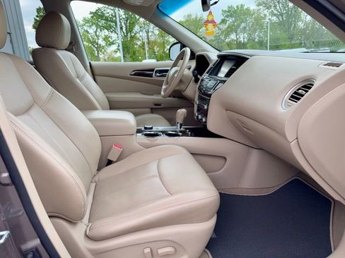 Used 2014 Nissan Pathfinder Platinum w/ Cargo Package AWD/4WD image 8