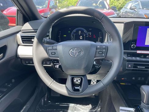 New 2026 Toyota Camry SE FWD image 25