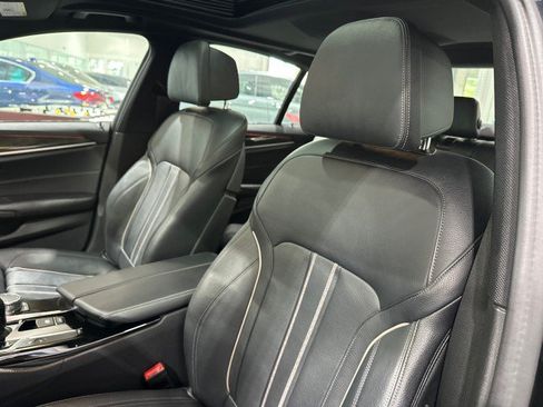 Used 2018 BMW 540i xDrive w/ M Sport Package AWD/4WD image 44