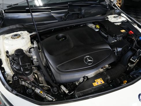 Used 2015 Mercedes-Benz CLA 250 image 46