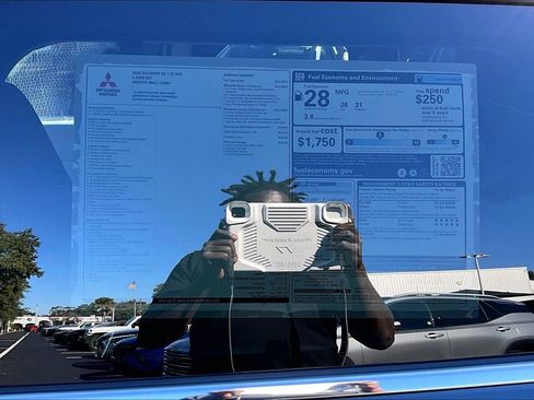 New 2026 Mitsubishi Outlander SEL FWD image 14