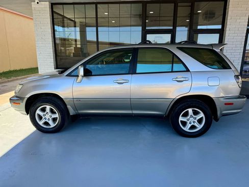 Used 2001 Lexus RX 300 4WD image 2