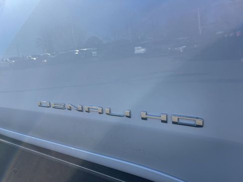 New 2026 GMC Sierra 2500 Denali Ultimate image 44