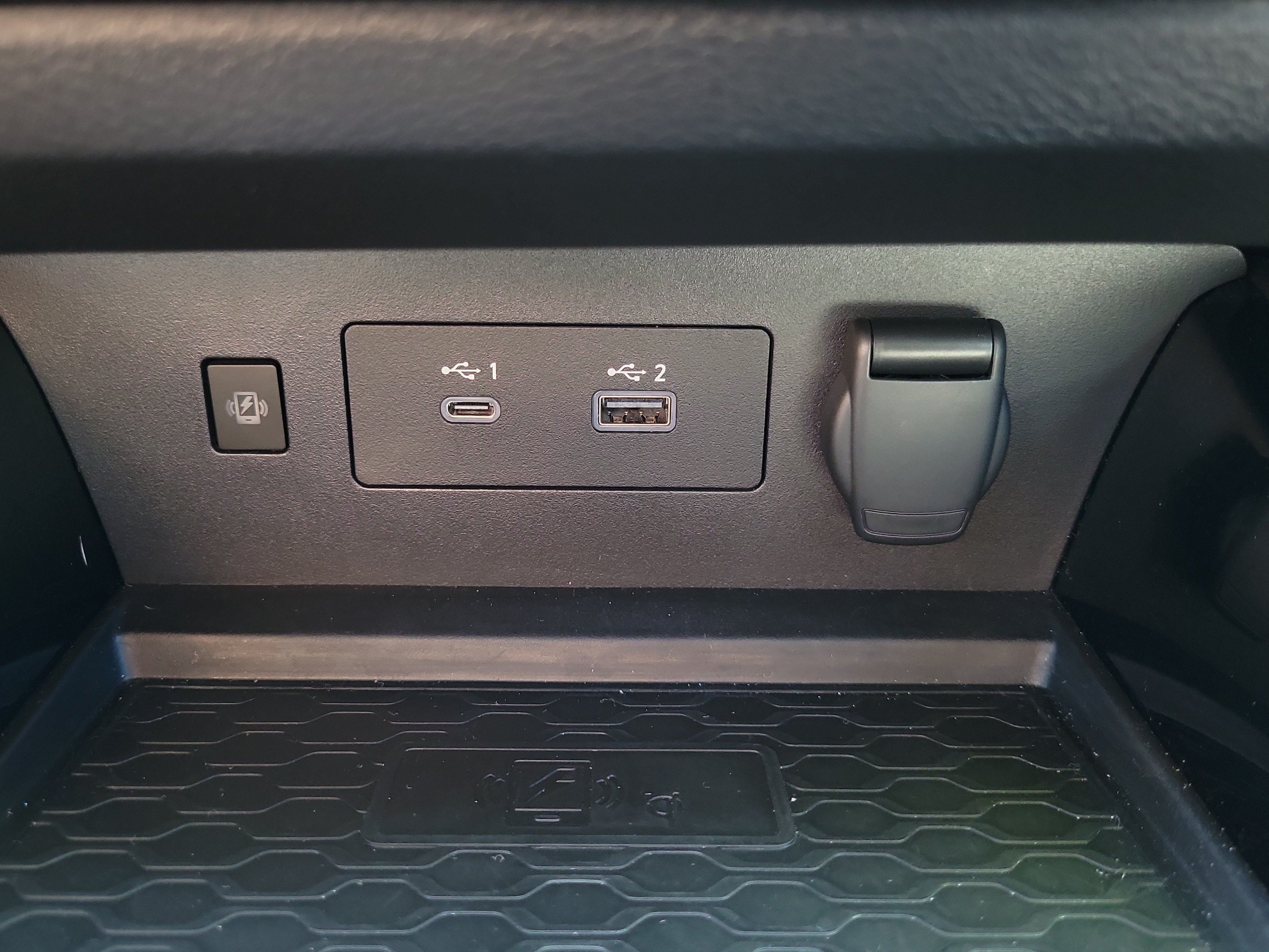 Certified 2023 Nissan Altima 2.5 SR w/ SR Premium Package FWD image 28