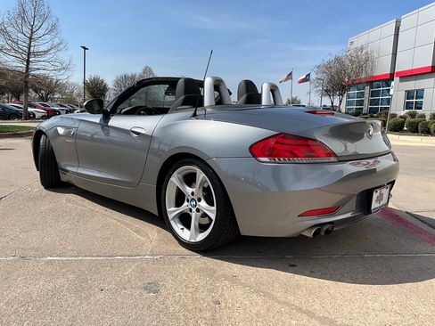 Used 2011 BMW Z4 sDrive30i image 14