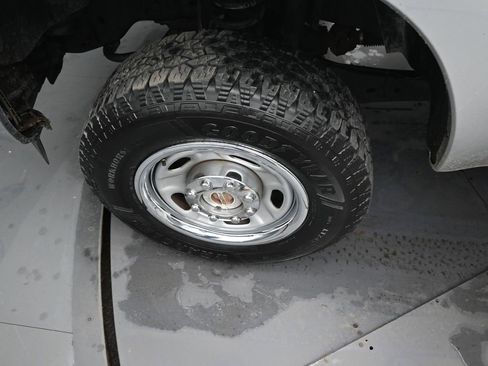 Used 2016 Ford F250 XL w/ Power Equipment Group image 32