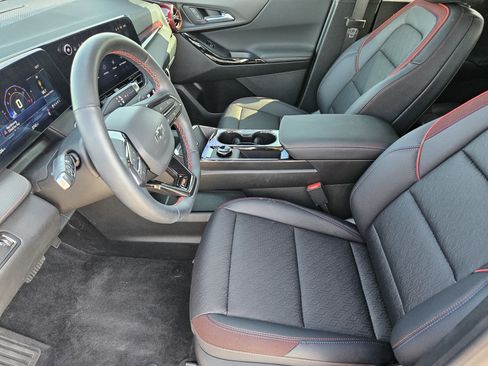 New 2026 Chevrolet Equinox RS FWD image 9