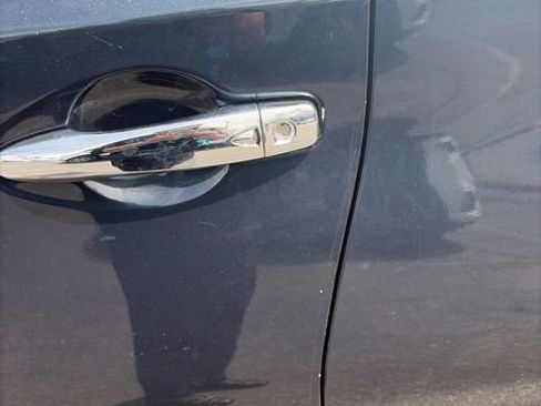 Used 2018 Nissan Murano S w/ Cargo Package FWD image 15