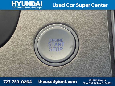 Certified 2024 Hyundai Tucson Limited FWD image 44