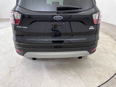 Used 2018 Ford Escape SE w/ SE Sync 3 Package FWD image 25