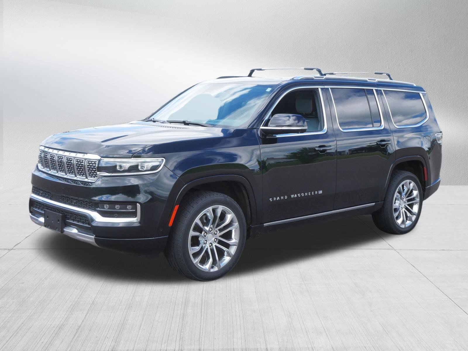 Used 2022 Jeep Grand Wagoneer Series II w/ Flexible Seating Group AWD/4WD image 3