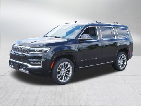 Used 2022 Jeep Grand Wagoneer Series II w/ Flexible Seating Group AWD/4WD image 3