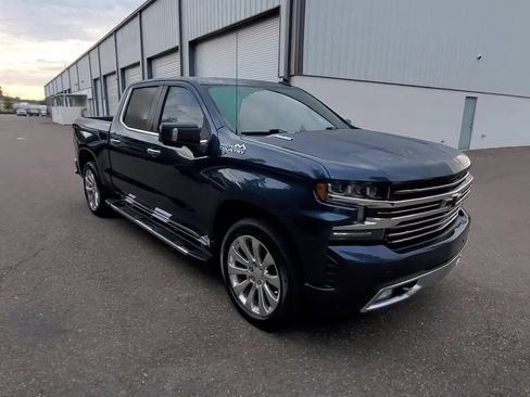 Used 2020 Chevrolet Silverado 1500 High Country w/ Technology Package image 35