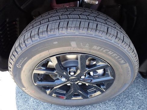 New 2025 Jeep Grand Cherokee L Altitude image 11