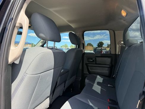 Used 2017 RAM 1500 Express w/ Black Ram 1500 Express Group AWD/4WD image 20
